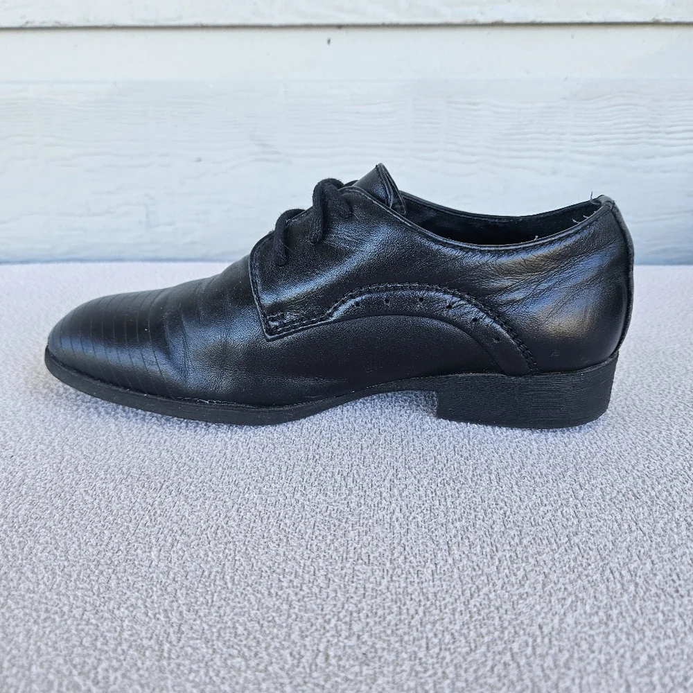 Kenneth Cole Straight Line Dress Oxford Shoe Black Youth SZ 1.5 Formal Tie